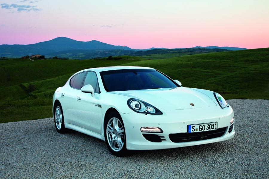  Porsche Panamera Diesel 2011 года  (фото 16 из 37)